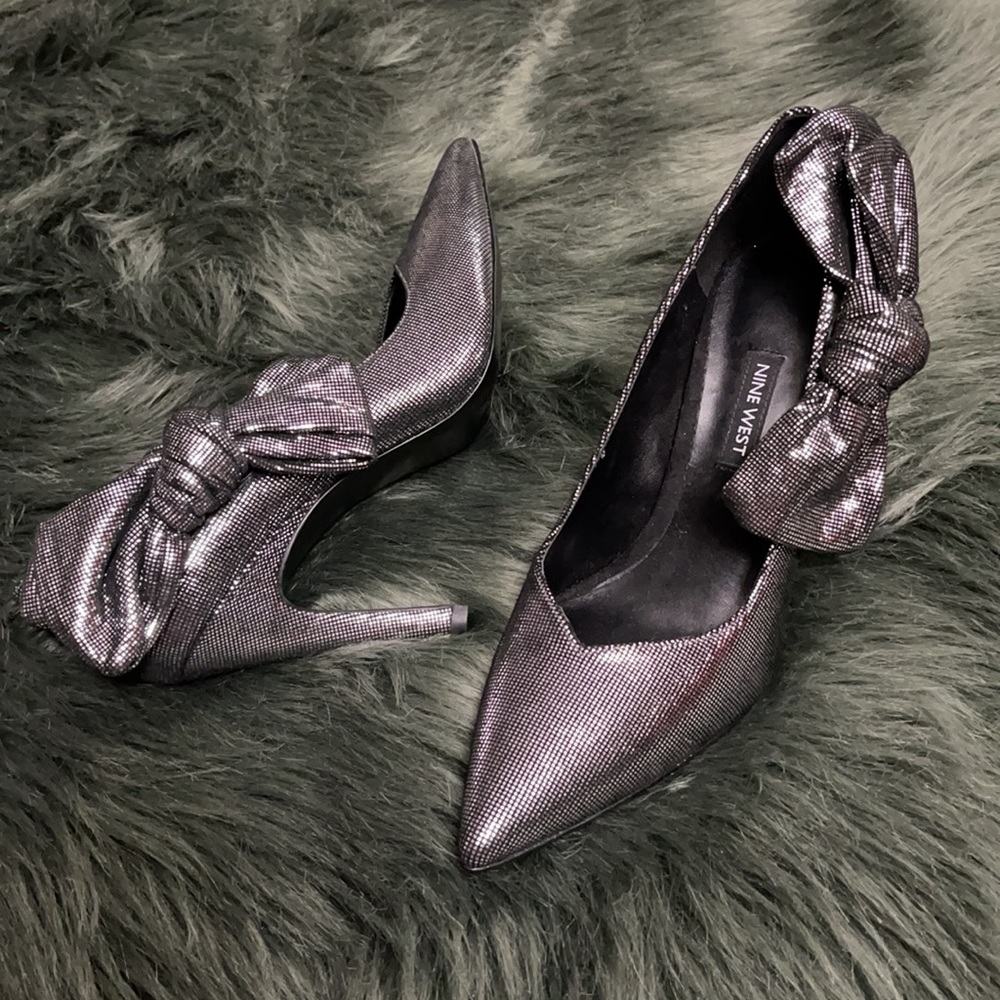 Nine West silver bow heels - brand NWOT - so cute! Women’s size 8. Heel is 3.75”